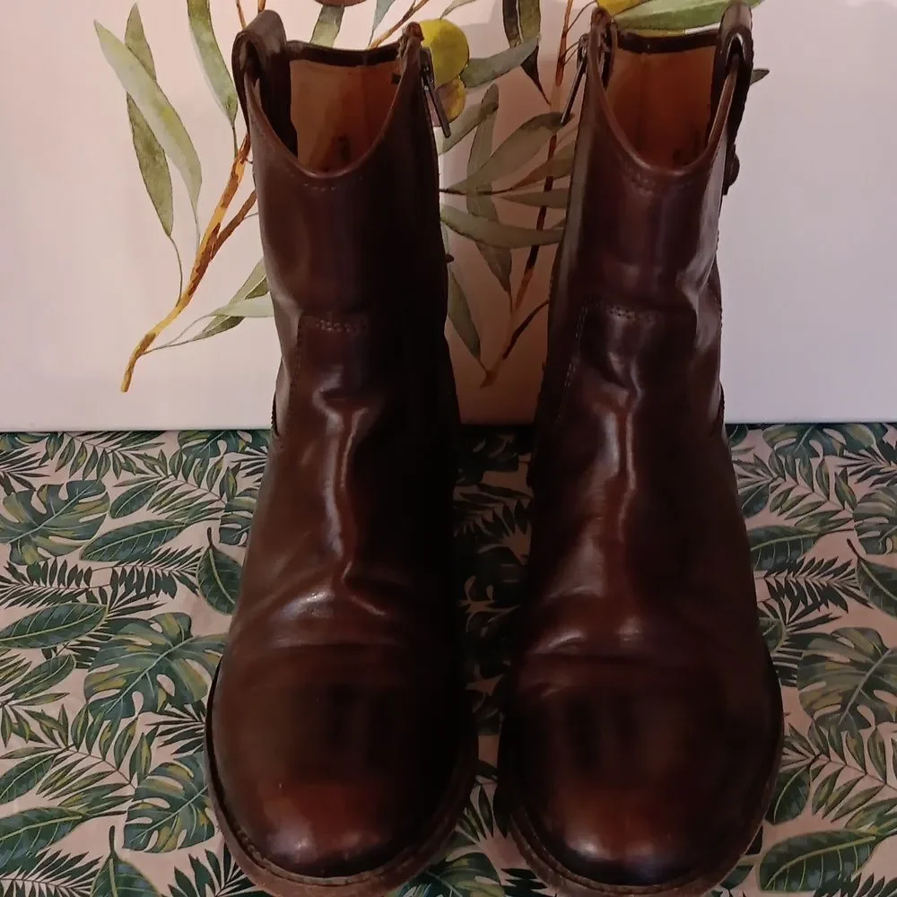 FRYE Melissa Button Front Boots. Country. Coastal Cowgirl. Equestrian